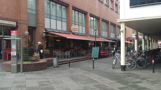 Hillmann's Taverna