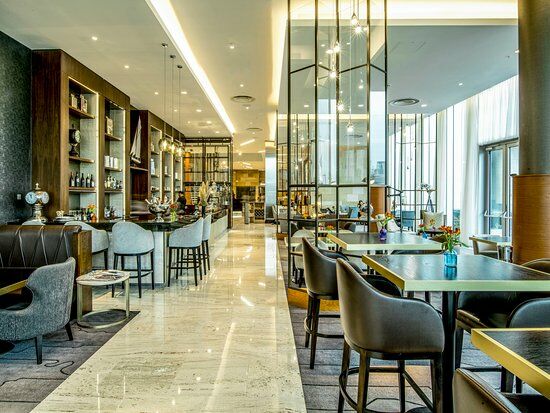 Meridian Lounge