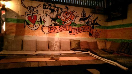 Charlie Bar