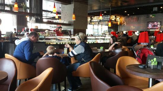 Metropolis Cafe
