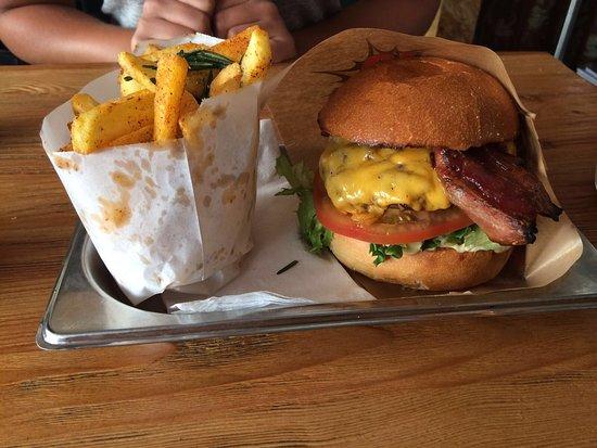 Super Hero Burger