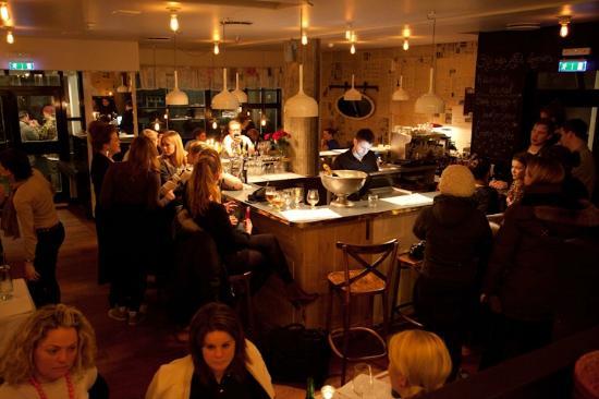 Snaps Bistro Bar