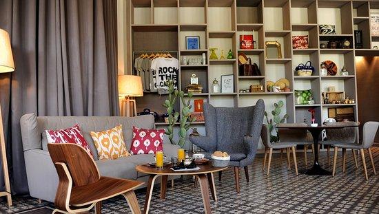 Bazz'Art Lounge