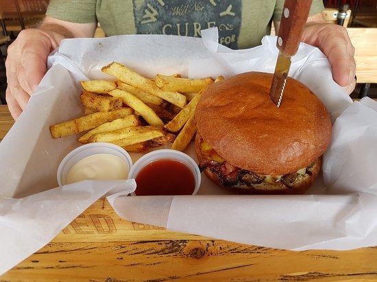 MED Burger House