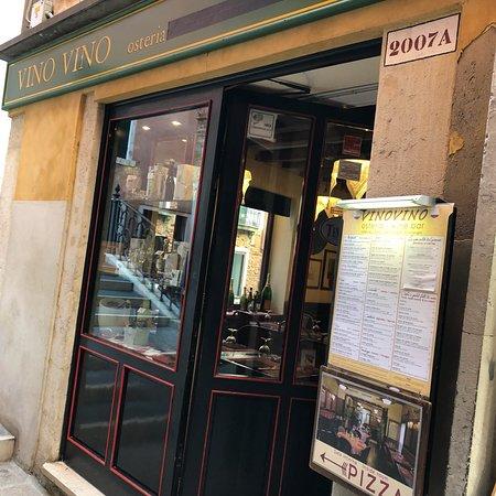VinoVino Wine Bar