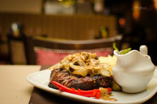 Mejana Restaurant