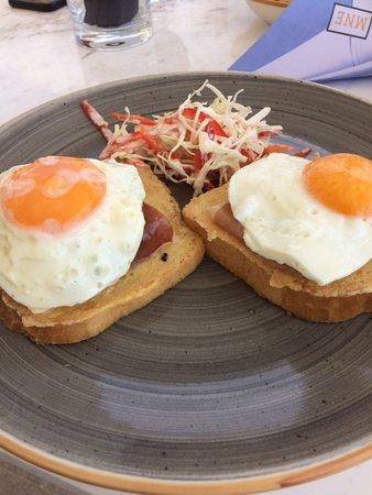 21 Bistro Sea View