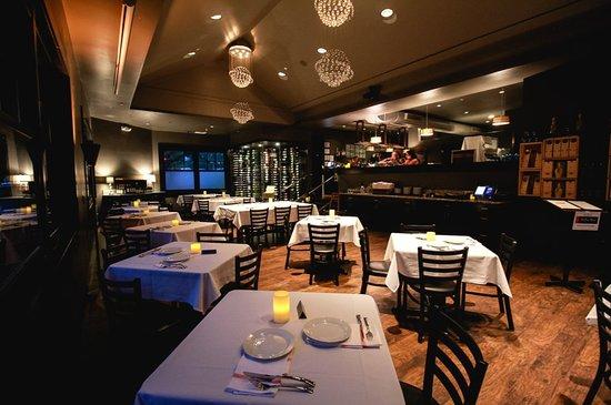 THE POUR HOUSE Italian Kitchen and Wine Bar