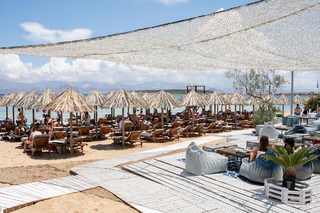 Santa Maria Beach Bar