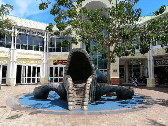 Hemingways Mall