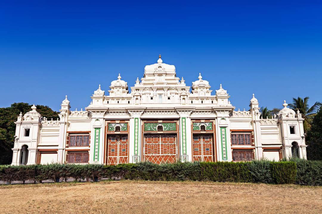 Jaganmohan Palace Art Gallery And Auditorium