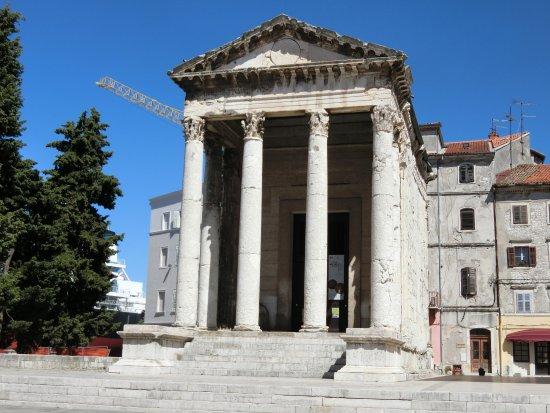Temple Of Augustus