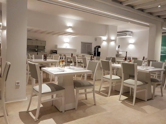 Aleka's Restaurant