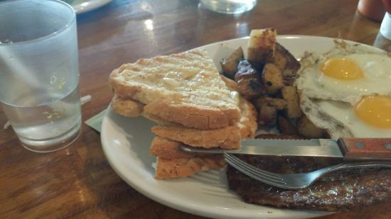 Sissy's Cafe