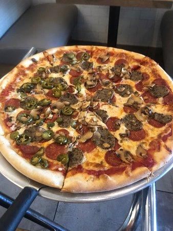 Elizabeth's Pizza