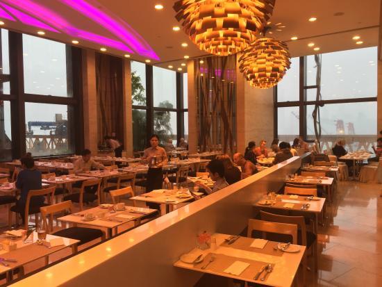 Harbour Grand Cafe