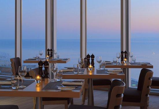Clouds Restaurant and Bar