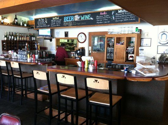 Clark & Lewie's