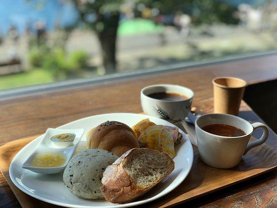 Bakery & Table Hakone