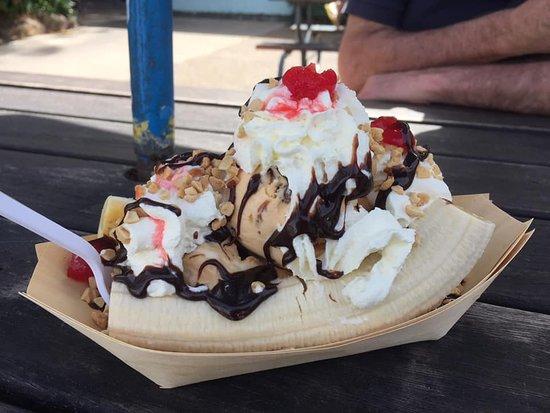 Ice Cream Parlour