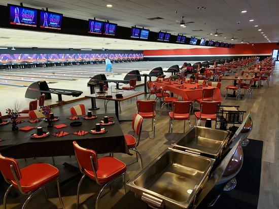 Williamsburg Lanes