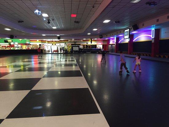 Fun Zone Skate Center