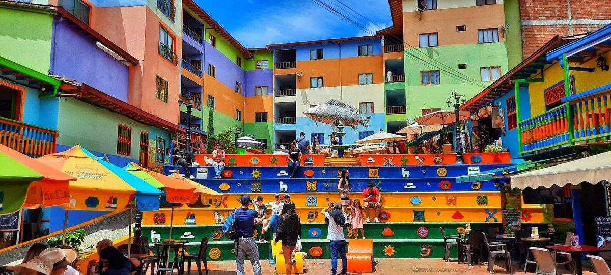 Plazoleta de Los Zocalos