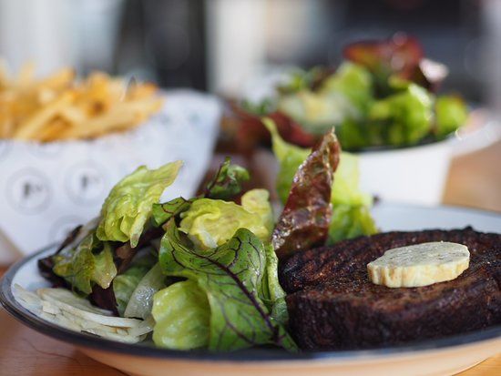 Harry's Steak Bistro and Bar