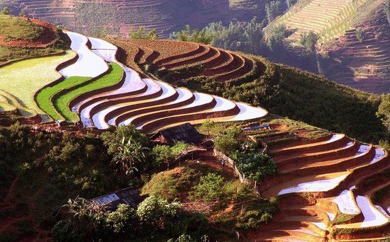 Ta Van Village