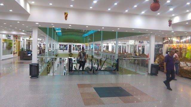 Giftland Mall