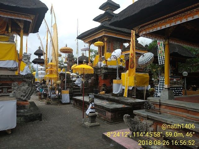 Temple Pura Rambut Siwi