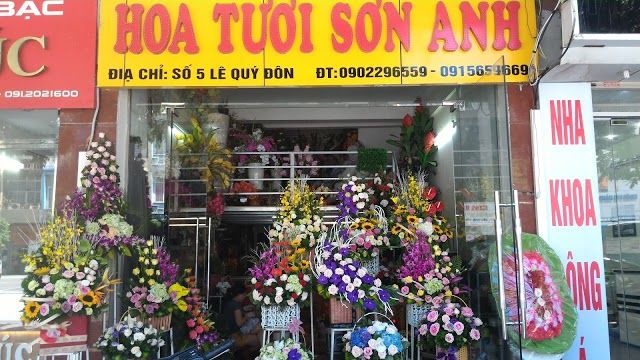 Ha Long Market 2