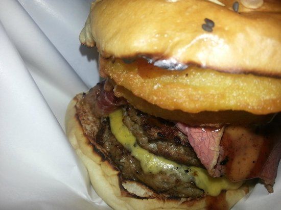 Burger Junkyard
