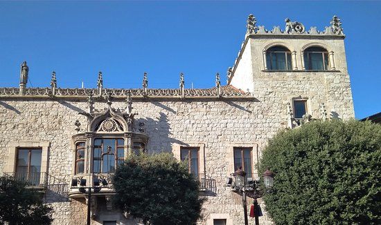 Casa del Cordon