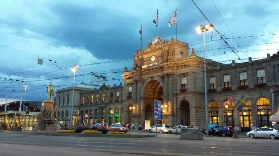 Gare de Zürich Bahnhof