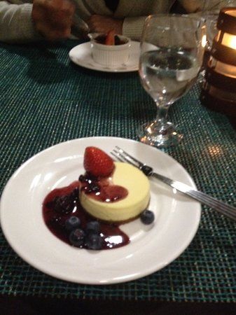 The Marquis Lounge & Bistro