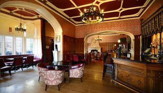 Knights Bar