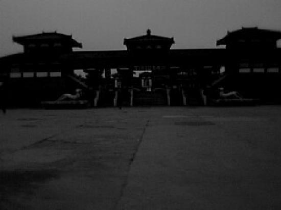 Efang Palace Site