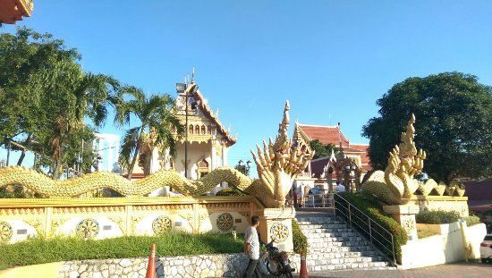 Thai Buddhist Chetawan Temple