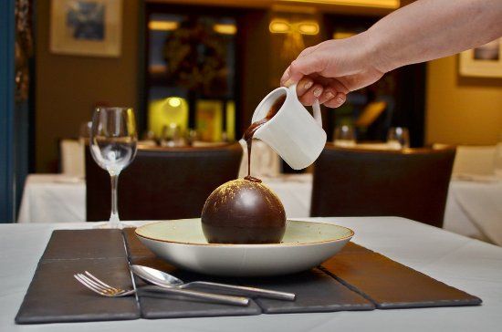 Zuni Restaurant & Bar