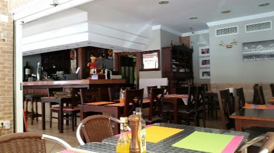 Kiwi Restaurant and Snack Bar