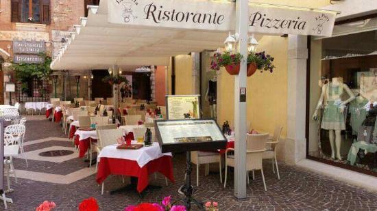 ristorante pizzeria al porto