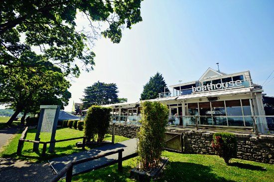 Boathouse Restaurant