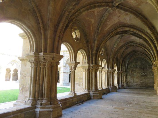 Coimbra Old Cathedral