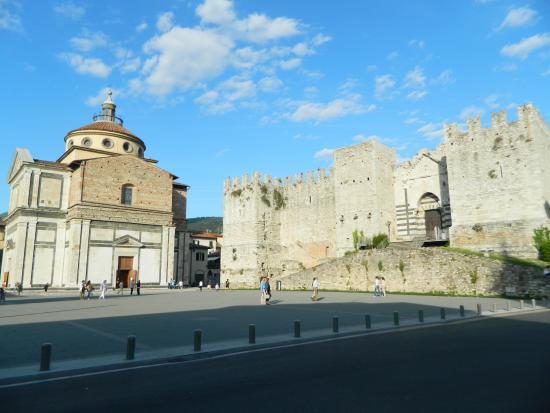 Basilica di Santa Maria delle Carceri
