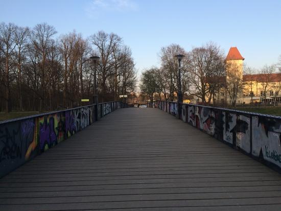Clara-Zetkin Park