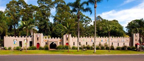 Macadamia Castle