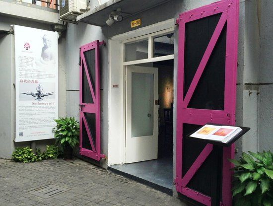 LWH Gallery