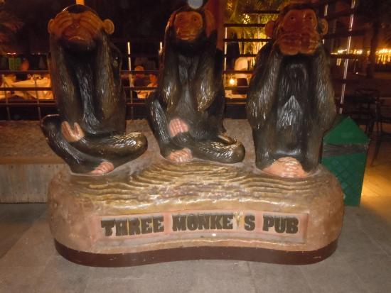 Three Monkeys Pub
