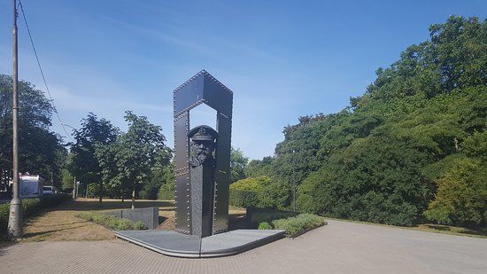 Johan Pitka Monument